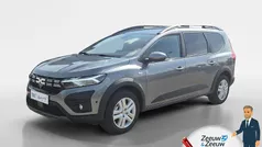 Grijs Gebruikt 2025 Dacia Jogger Expression MPV | € 25.635 (Eerlijke prijs)