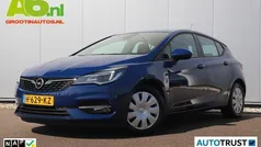 Blauw Gebruikt 2020 Opel Astra Business Edition Hatchback | € 9.999 (Super prijs)
