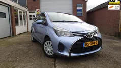 Blauw Gebruikt 2016 Toyota Yaris Hatchback | € 12.000 (Goede deal)