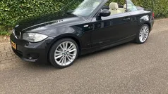 Zwart Gebruikt 2011 BMW 118 Cabriolet Comfort Edition Cabriolet | € 9.985 (Eerlijke prijs)