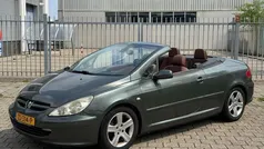 Grijs Gebruikt 2004 Peugeot 307 CC Cabriolet | € 995 (Super prijs)