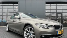 Grijs Gebruikt 2017 BMW 318 Executive Sedan | € 18.900 (Eerlijke prijs)