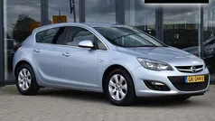 Grijs Gebruikt 2015 Opel Astra Hatchback | € 9.945 (Goede deal)