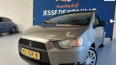 Grijs Gebruikt 2009 Mitsubishi Colt Inform Hatchback | € 1.950 (Eerlijke prijs)