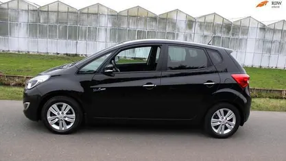 Zwart Occasion 2013 Hyundai ix20 Hatchback | € 7.750 (Eerlijke prijs)