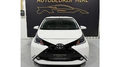 Occasion Toyota Aygo X-play 69 PK (50 kW) 2017 Wit Hatchback