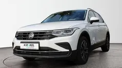 Gebruikt 2022 VW Tiguan Life SUV | € 31.068 (Goede deal)