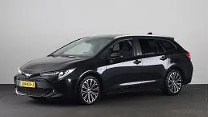Zwart Gebruikt 2022 Toyota Corolla Style Stationwagen | € 28.200 (Eerlijke prijs)
