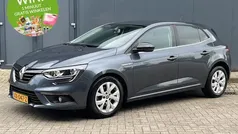 Titaniumgrijs Gebruikt 2019 Renault Mégane IV LIMITED Hatchback | € 13.895 (Eerlijke prijs)