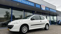 Gebruikt 2010 Peugeot 206+ Hatchback | € 2.945 (Eerlijke prijs)
