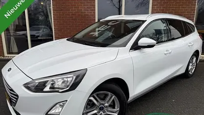 Occasion 2022 Ford Focus Stationwagen | € 10.899 (Goede deal)