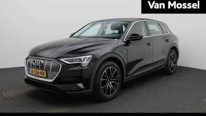 Zwart Occasion 2020 Audi e-tron SUV | € 23.900 (Eerlijke prijs)