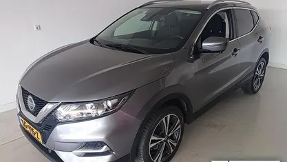 Grijs Occasion 2019 Nissan Qashqai N-Connecta SUV | € 17.430 (Eerlijke prijs)