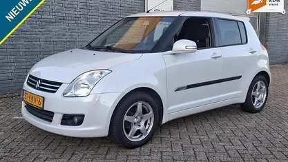 Gebruikt 2010 Suzuki Swift Limited Hatchback | € 2.990 (Eerlijke prijs)
