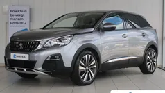 Grijs Gebruikt 2020 Peugeot 3008 Premium SUV | € 21.145 (Eerlijke prijs)