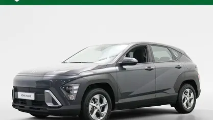 Ecotronic grey (grijs metallic) Occasion 2024 Hyundai Kona Comfort SUV | € 28.900 (Goede deal)