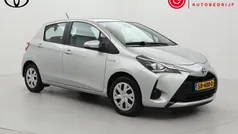 Gebruikt 2018 Toyota Yaris Hybrid Hatchback | € 16.999 (Eerlijke prijs)