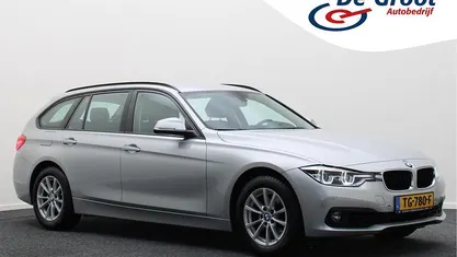 Gebruikt 2018 BMW 318 Executive Stationwagen | € 19.950 (Eerlijke prijs)