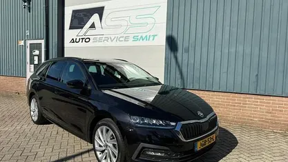 Occasion 2021 Skoda Octavia Business Line Stationwagen | € 19.950 (Super prijs)