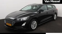 Zwart Gebruikt 2020 Ford Focus Business Edition Stationwagen | € 14.945 (Eerlijke prijs)