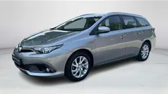 Grijs Gebruikt 2016 Toyota Auris Hybrid Stationwagen | € 16.949 (Eerlijke prijs)
