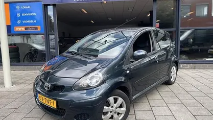 Occasion Toyota Aygo 68 PK (50 kW) 2012 Groen Hatchback