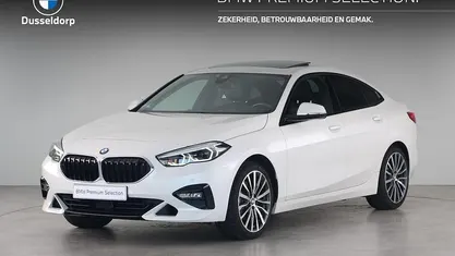 Wit Occasion 2020 BMW 218 Executive Coupé | € 24.900 (Eerlijke prijs)