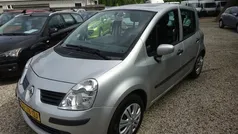 Grijs Gebruikt 2007 Renault Modus Dynamique MPV | € 1.595 (Eerlijke prijs)