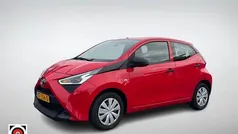 Rood Gebruikt 2019 Toyota Aygo Hatchback | € 7.950 (Goede deal)