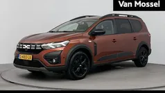 Bruin Gebruikt 2023 Dacia Jogger Extreme MPV | € 20.940 (Eerlijke prijs)