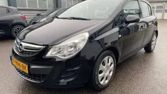 Zwart, metallic lak Gebruikt 2011 Opel Corsa Selection Hatchback | € 5.500 (Eerlijke prijs)