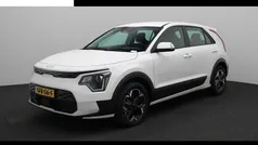 Wit Gebruikt 2024 Kia e-Niro Light SUV | € 30.940 (Super prijs)