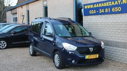 Blauw Occasion 2017 Dacia Dokker MPV | € 9.990 (Eerlijke prijs)