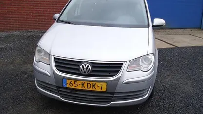 Gebruikt 2009 VW Touran Comfortline MPV | € 1.500 (Super prijs)