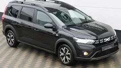 Zwart (metallic) Gebruikt 2023 Dacia Jogger Extreme MPV | € 18.945 (Eerlijke prijs)