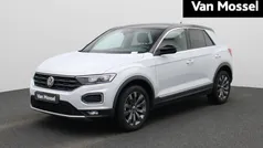 Gebruikt 2022 VW T-Roc Sportline SUV | € 31.900 (Eerlijke prijs)