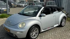 Grijs, metallic lak Gebruikt 2005 VW Beetle Comfortline Cabriolet | € 4.990 (Eerlijke prijs)