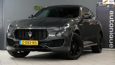Grijs, metallic lak Occasion 2016 Maserati Levante GranLusso SUV | € 39.895 (Eerlijke prijs)