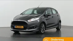 Grijs Gebruikt 2017 Ford Fiesta ST-Line Hatchback | € 11.435 (Eerlijke prijs)