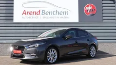 Grijs Gebruikt 2017 Mazda 3 Sedan | € 14.900 (Eerlijke prijs)