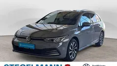 Gebruikt 2023 VW Golf VIII Active Sedan | € 25.459 (Super prijs)