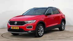 Rood Gebruikt 2020 VW T-Roc Style SUV | € 25.290 (Goede deal)