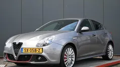 Grijs Gebruikt 2018 Alfa Romeo Giulietta Super Hatchback | € 14.950 (Eerlijke prijs)