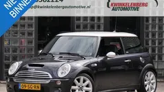 Zwart, metallic lak Gebruikt 2006 Mini Cooper S Hatchback | € 4.850 (Eerlijke prijs)