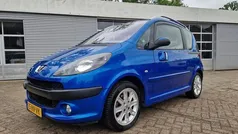 Blauw, metallic lak Gebruikt 2005 Peugeot 1007 Hatchback | € 2.749 (Eerlijke prijs)