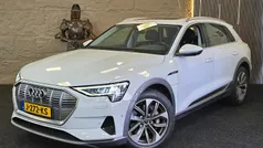 Wit, metallic lak Gebruikt 2020 Audi e-tron Business Plus SUV | € 26.799 (Eerlijke prijs)