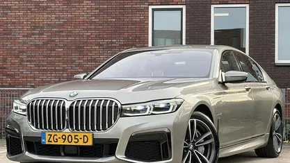 Occasion 2019 BMW 745e Executive Sedan | € 39.950 (Goede deal)
