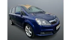 Blauw Gebruikt 2005 Opel Zafira Executive MPV | € 1.999 (Eerlijke prijs)