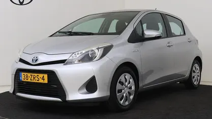 Occasion 2013 Toyota Yaris Hybrid Hatchback | € 12.400 (Eerlijke prijs)