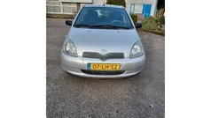 Gebruikt 2003 Toyota Yaris Sol Hatchback | € 3.200 (Eerlijke prijs)